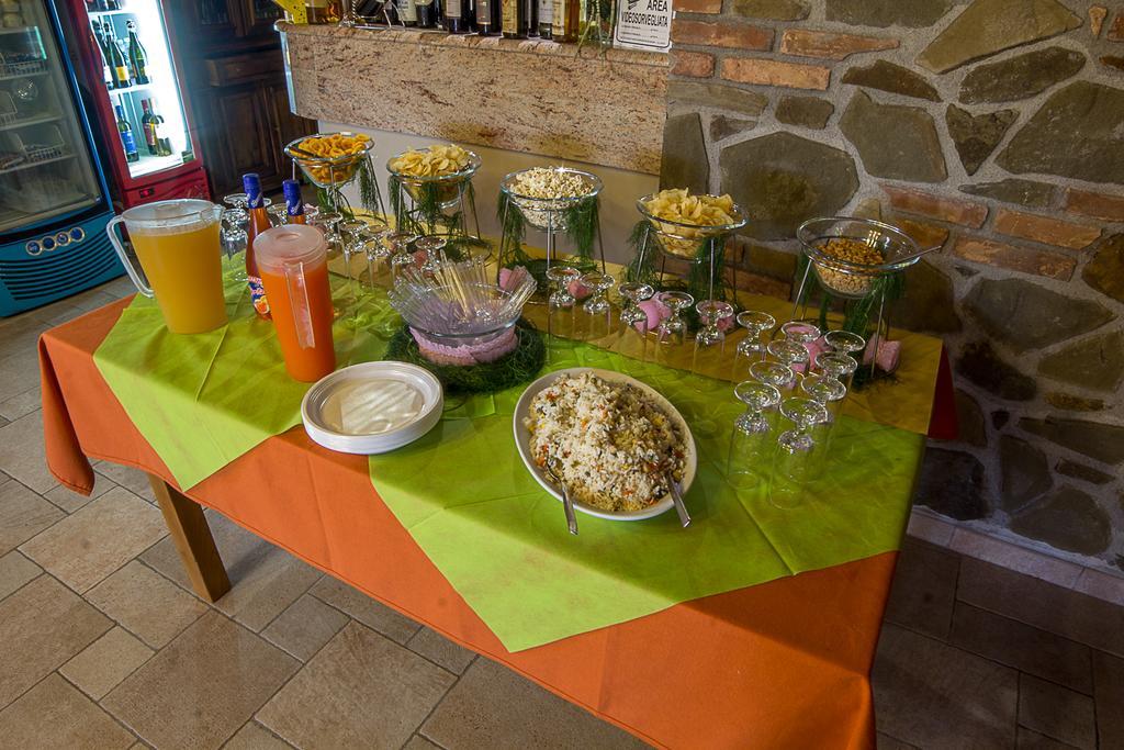 Agriturismo Cannavota フォッローニカ エクステリア 写真