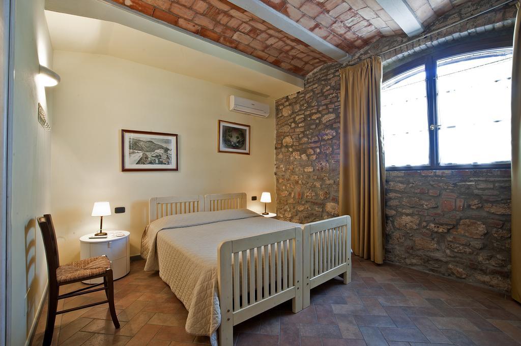 Agriturismo Cannavota フォッローニカ エクステリア 写真