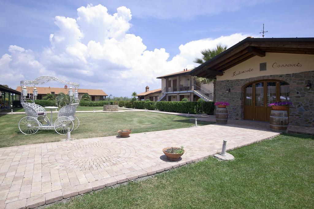 Agriturismo Cannavota フォッローニカ エクステリア 写真